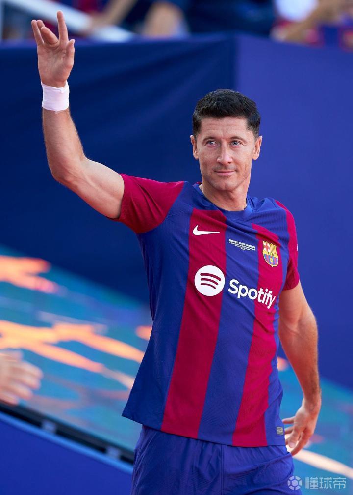 莱万多夫斯基新星大胜表现惊艳,热火未来可期!的简单介绍 莱万多夫斯基新星大胜表现惊艳,热火未来可期!的简单介绍